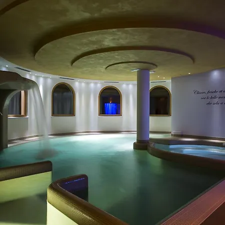 Hotel Norge 4*