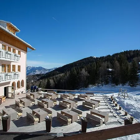 Hotel Norge ホテル 4*