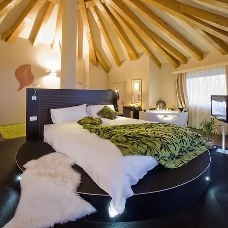 Hotel Norge ホテル 4*